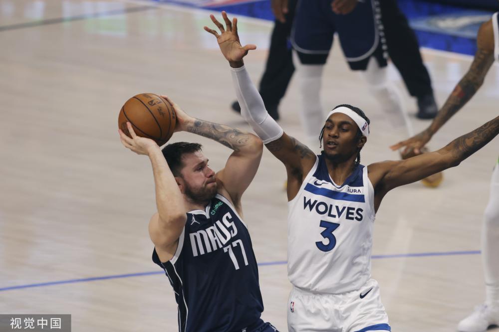 还是在更衣 还是在更衣