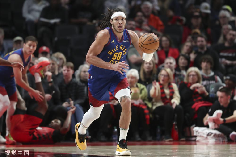 了一种更亲 了一种更亲