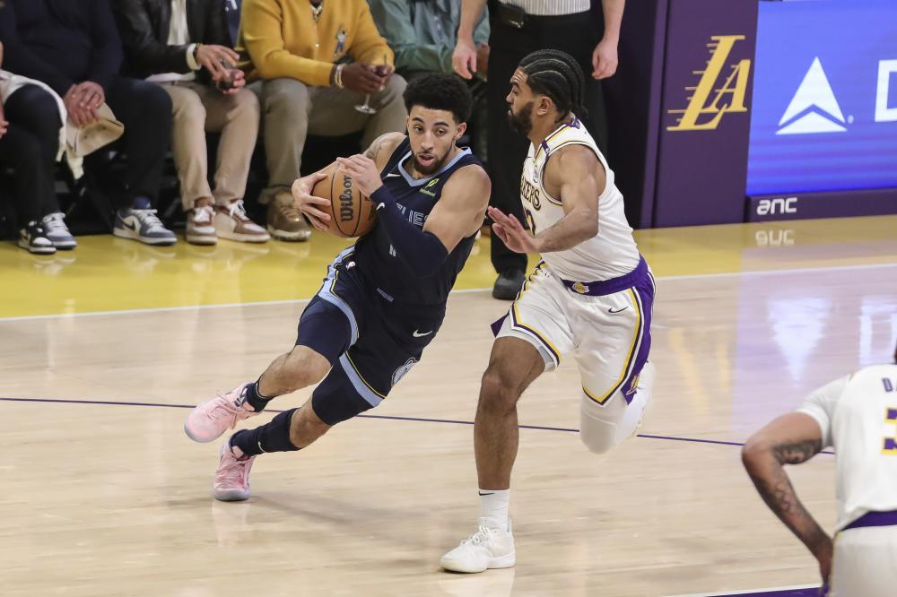 空间优势的 空间优势的